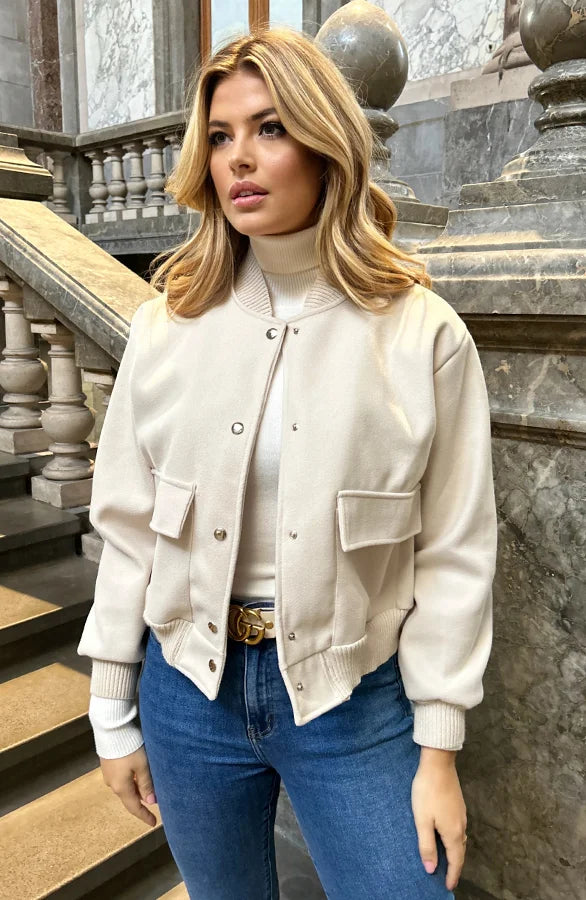Claire Bomberjack - 1+1 Gratis